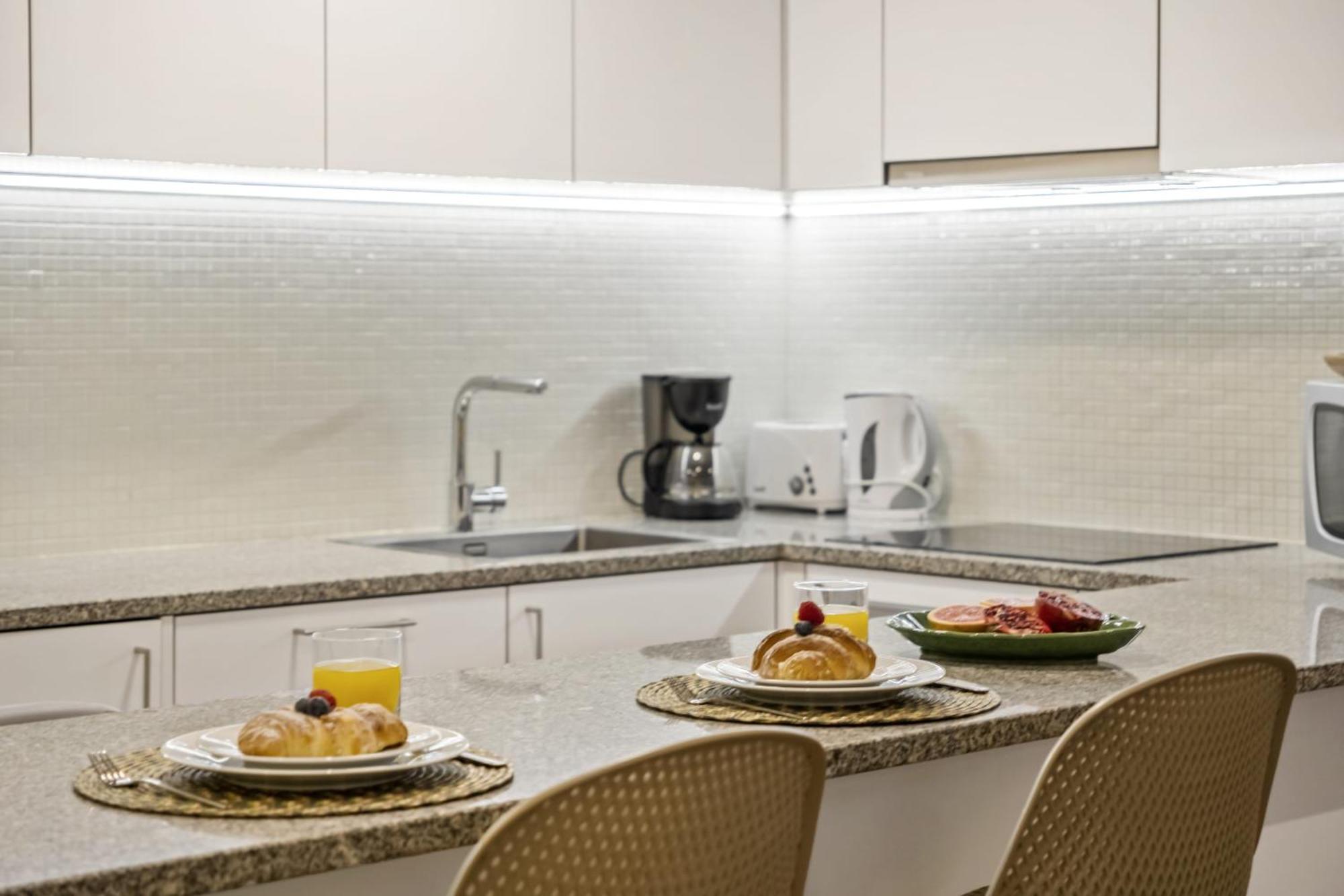 Funchal Tropical Apartments By Madeira Sun Travel Buitenkant foto